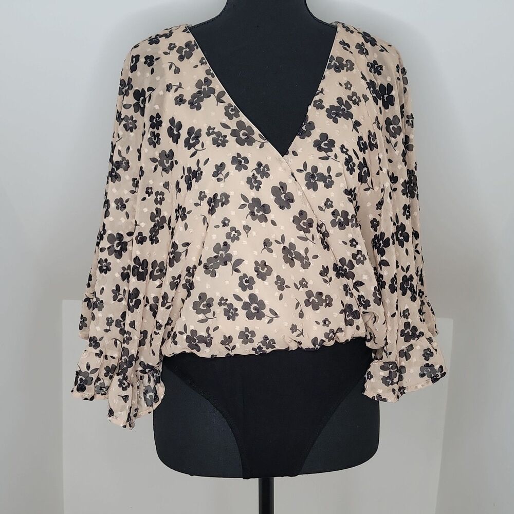 Talulah Floral Bodysuit Womens M Black V-Neck Flowy Long Sleeve Top BS61594